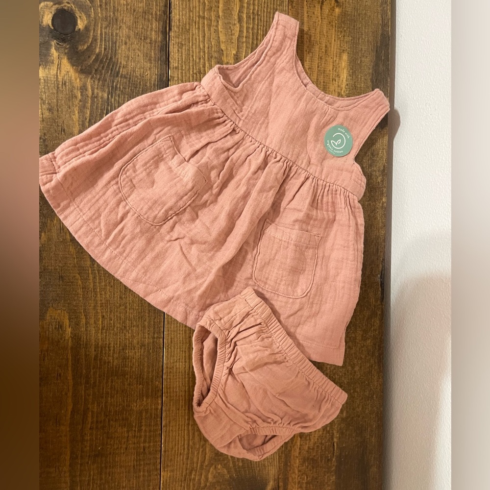 NWOT organic cotton muslin gauze baby girl dress peachy pink size 3 months